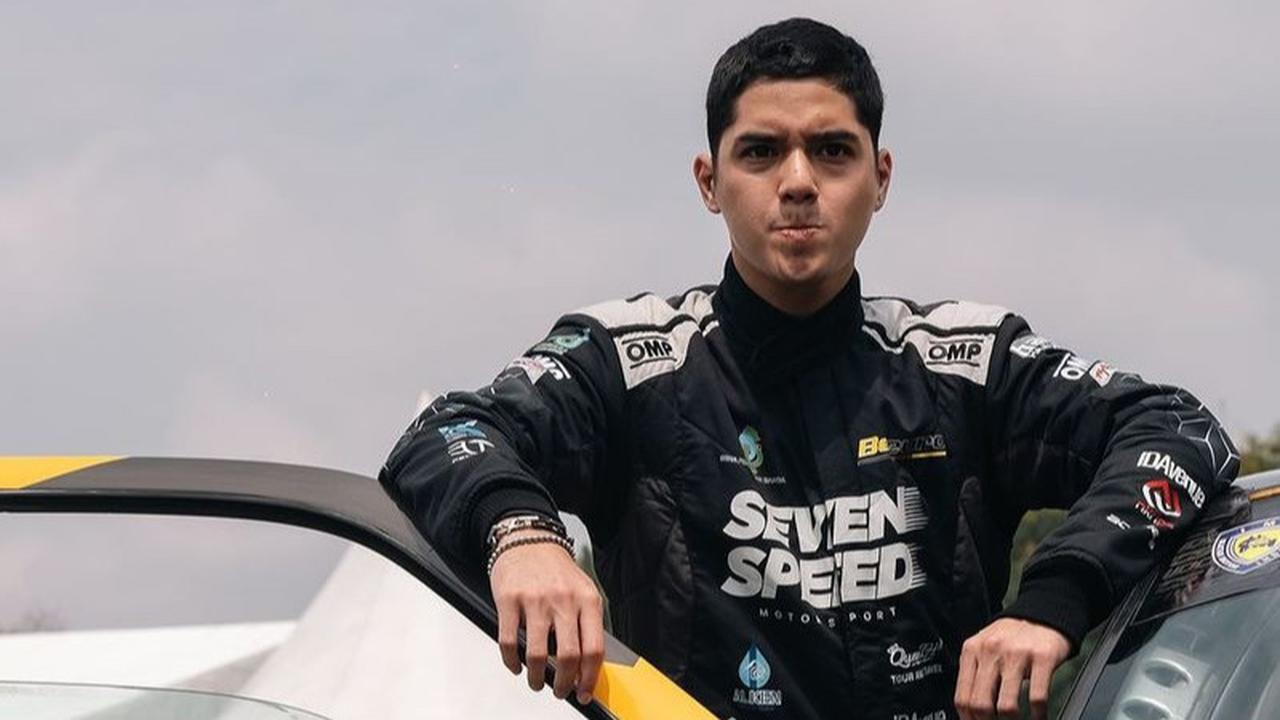 Potret Keren Al Ghazali Ngedrift Mobil, Ditemani Orang-orang Tercinta dari Maia Estianty Hingga Alyssa Daguise
