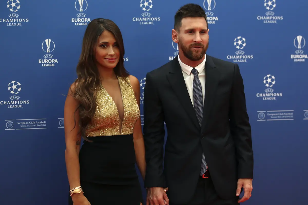 Adu Gaya Ronaldo dan Messi di Acara Pemain Terbaik Eropa