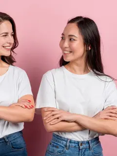 Iri dengan orang yang mudah disukai banyak orang? Yuk intip resep rahasianya di sini untuk kamu yang ingin menjadi pribadi yang lebih disukai banyak orang.