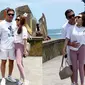 6 Potret Teuku Rafly dan Istri Liburan Berdua di Bali, Mesra Bak ABG Pacaran (Sumber: Instagram/nourahsheivirah)