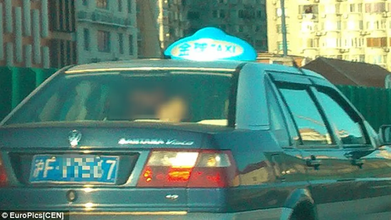 mlditaksi-130906c.jpg