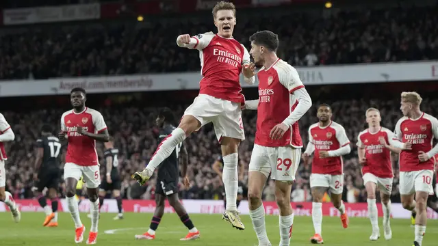 Arsenal vs Luton Town