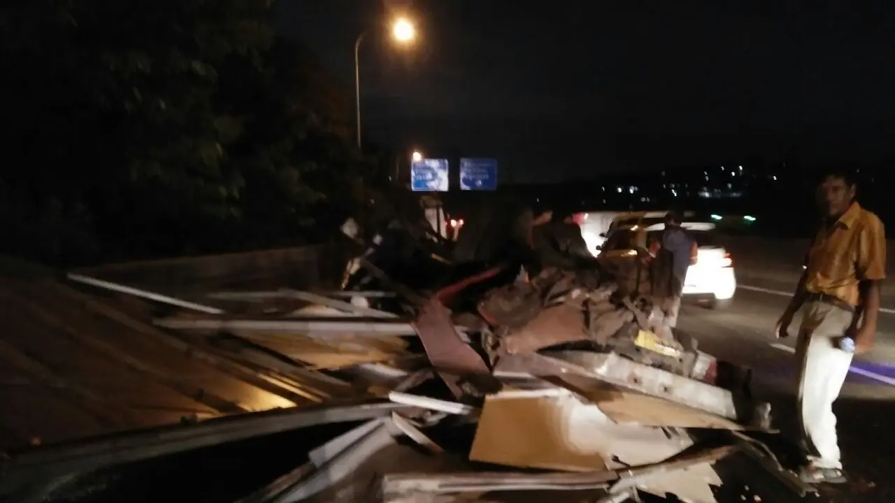 Kecelakaan Maut Tembalang Diduga Akibat Rem Truk Tronton Blong 
