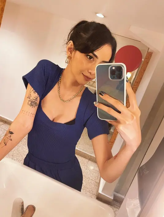 Sudah ada beberapa tato yang ada di tubuh Beby. Akankah ia menambah lagi koleksinya? [Instagram @bebyleonardo]