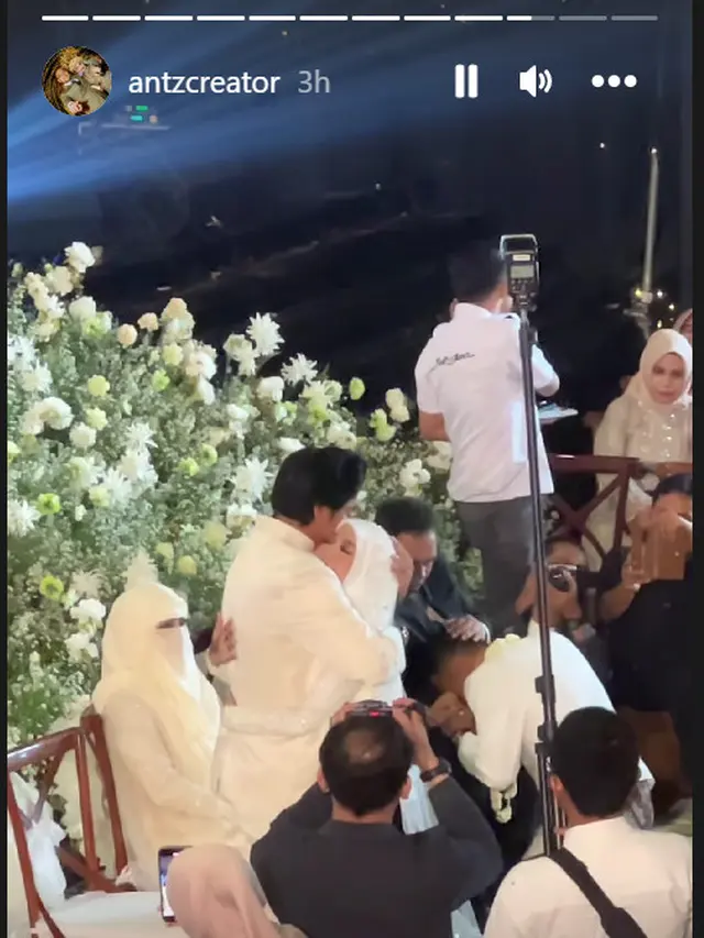 Pelukan Abidzar Al-Ghifari dan Adiba Khanza