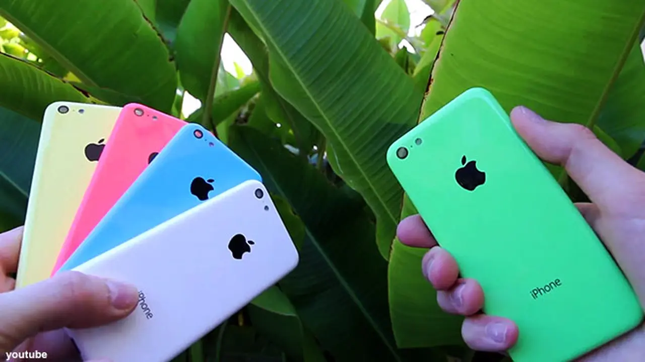 iphone-5c-warna-130826b.jpg