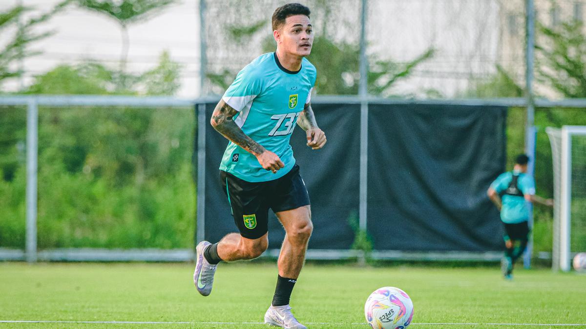 Latihan Perdana, Gali Freitas Sambut Petualangan Baru bersama Persebaya
