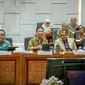 Urgensi RUU yakni penguatan sistem kesehatan nasional untuk meningkatkan kesehatan masyarakat Indonesia dan daya saing nasional, dan memastikan aturan tidak tumpang tindih sehingga menggunakan omnibus. (Liputan6.com/Faizal Fanani)