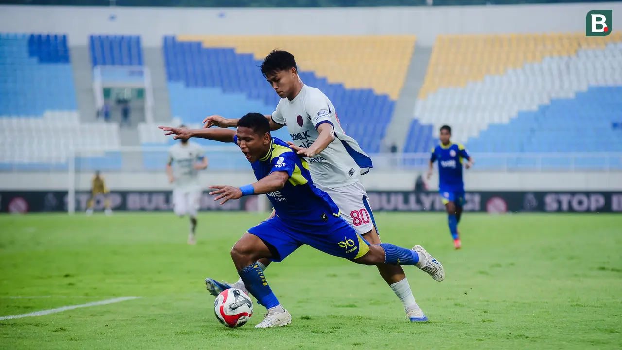 Salim Tuharea dan Hokky Caraka - Arema FC Vs Persita Tangerang di BRI Super League 2025/2026