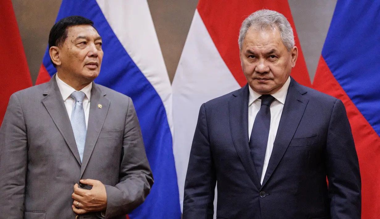 Diketahui, Sergei Shoigu merupakan orang dekat Presiden Vladimir Putin. (Yasuyoshi Chiba/AFP)
