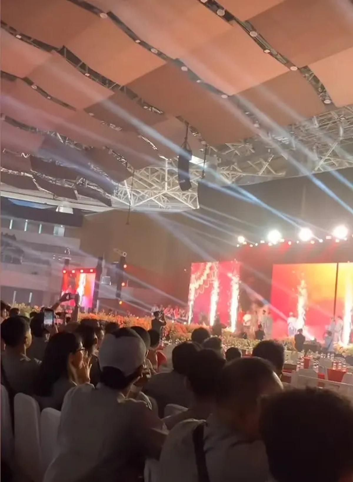8 Potret Pesta Ketiga Pernikahan Rio Haryanto dan Athina, Megah Bak Konser