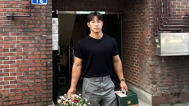 7 Potret Yun Sung Bin, sang Iron Man Korsel yang Dirumorkan Pacari Jihyo Twice