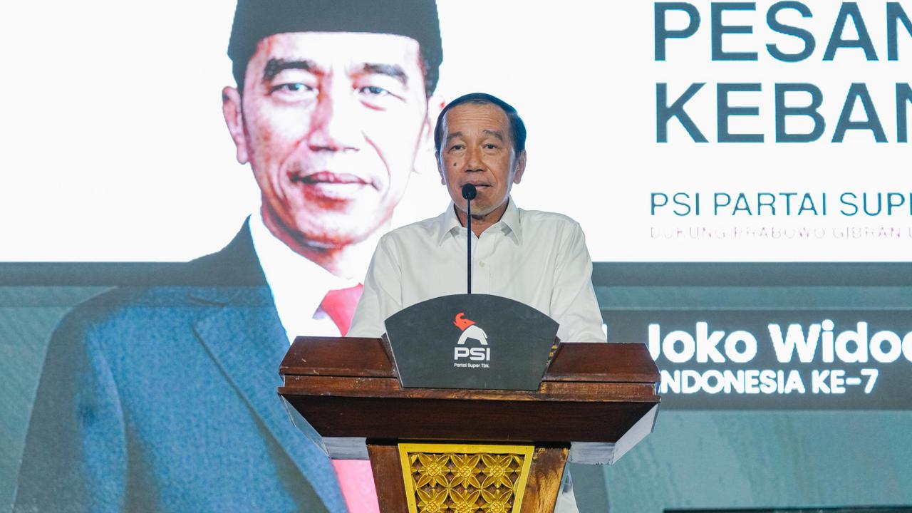 VIDEO: Kejutan Jokowi Ogah Sebut Nama Kaesang di Kongres PSI, Singgung "Saham Partai Dimiliki..."