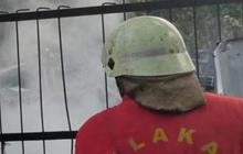 Gudang Kabel Terbakar di Cibubur, Asap Hitam Pekat Membumbung