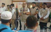 Wakil Menteri Haji dan Umrah Sambut Hangat Kepulangan Haji Kloter 16 Medan, Tekankan Peningkatan Layanan
