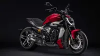 Ducati XDiavel V4.