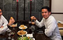 Potret 'Upin Ipin' Bukber Menunya Gorengan, Sosok Keduanya Dekat dengan Prabowo dan Jokowi