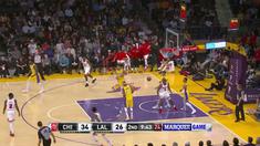 Los Angeles Lakers mengalahkan Chicago Bulls dengan skor 103-94 dalam lanjutan pertandingan NBA 2017-2018.