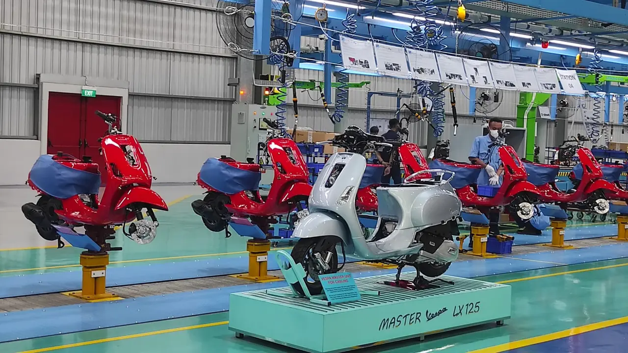 Piaggio Resmikan Pabrik Baru di Indonesia (Arief A/Liputan6.com)
