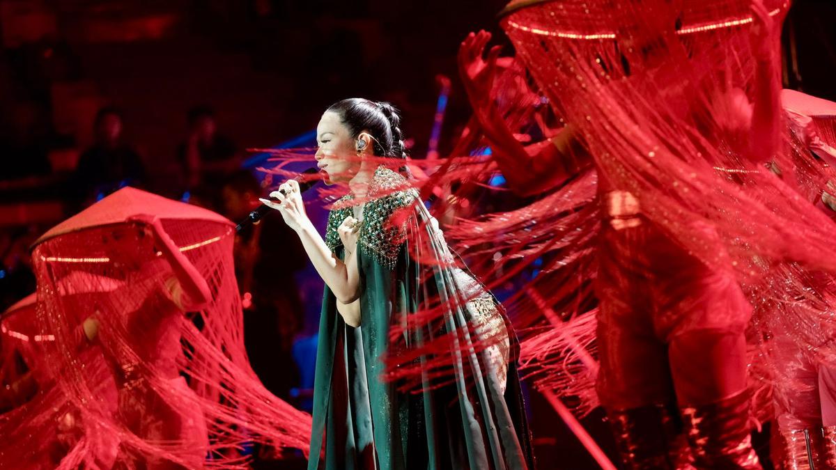 Mengintip Konser Bingah Yura Yuinita yang Magis dan Menyisakan Hangat di Hati Penonton
