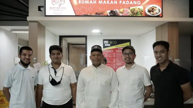 Pengelola Mak Ciak Menara Mandiri