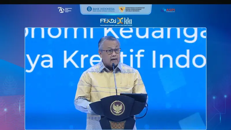 Gubernur Bank Indonesia Perry Warjiyo, dalam pembukaan Karya Kreatif Indonesia (KKI) dan Festival Ekonomi dan Keuangan Digital (FEKDI) 2024, di Jakarta, Kamis (1/8/2024). (Foto: Liputan6.com/Tira Santia)