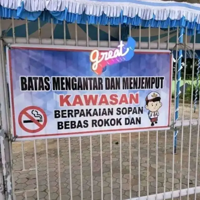 6 Spanduk di Sekolah Berisi Larangan Ini Kocak, Bikin Siswa Tepuk Jidat