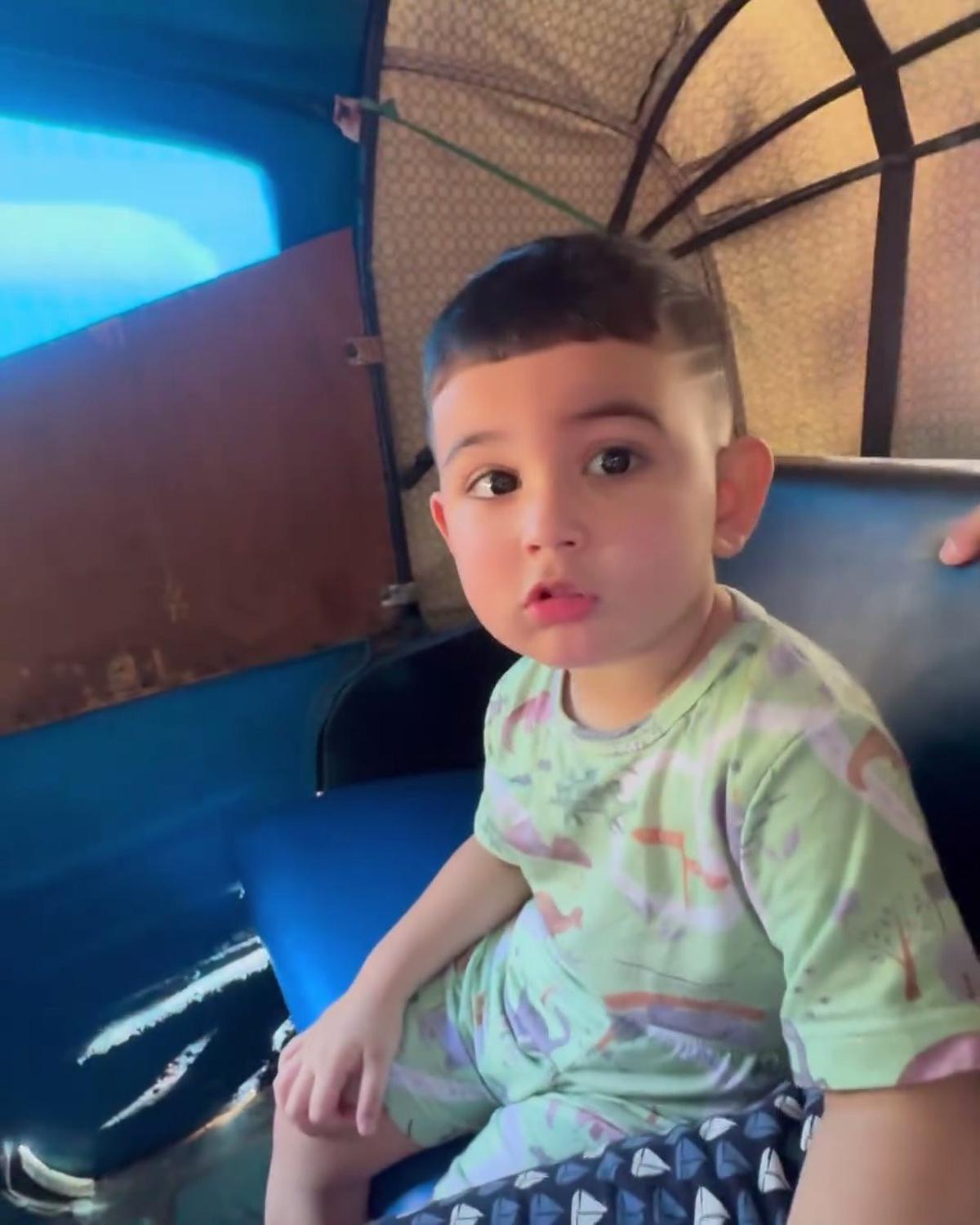 7 Potret Kay Anak Faisal Haris dengan Jennifer Dunn Naik Bajaj, Bikin Gemas Dikira Tuk Tuk Thailand
