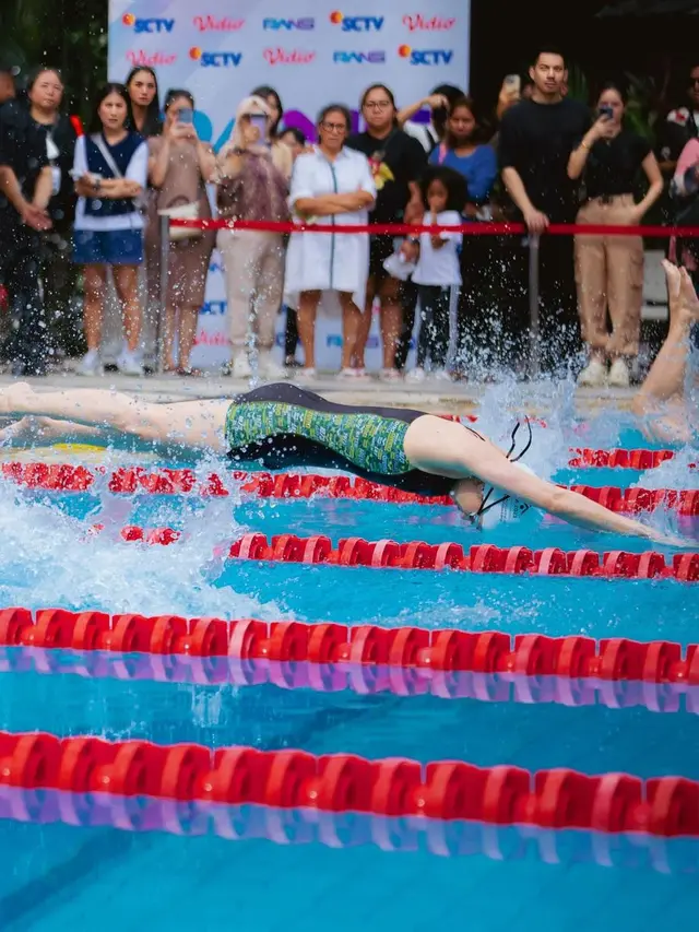 Cinta Laura di cabor renang TOSI 2 (Instagram/claurakiehl)