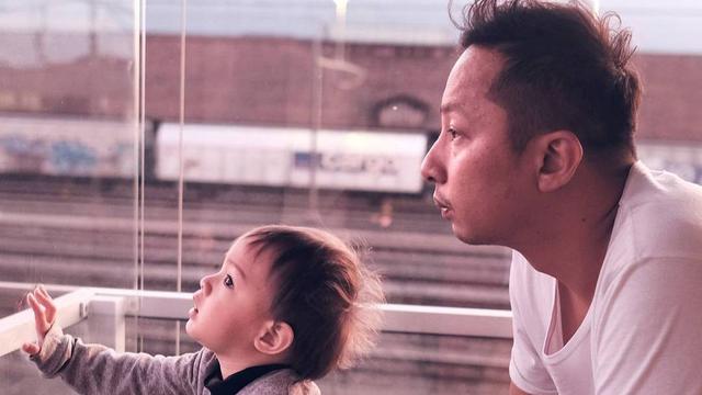 Ringgo Agus dan Sabai Morscheck