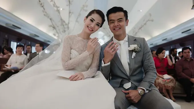 Dion Wiyoko dan Fiona Anthony