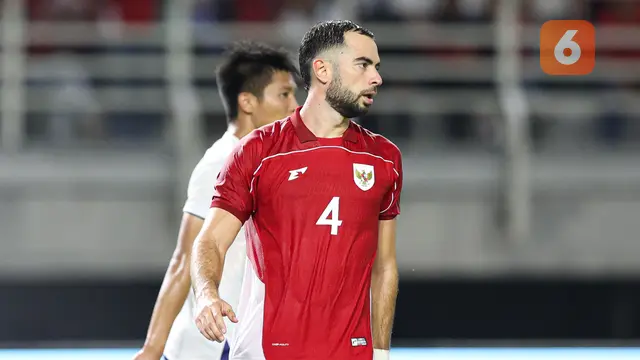 Foto: Aksi Duet Bek Tangguh Persija di Lini Pertahanan Timnas Indonesia, Gawang Skuad Garuda Tak Tersentuh Gol
