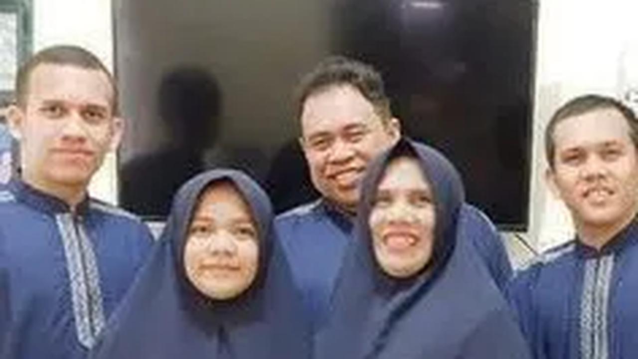 Pernah Icip Dunia Sepakbola, Inilah Sosok Syarifuddin Ayah Dari Egy Maulana Vikri