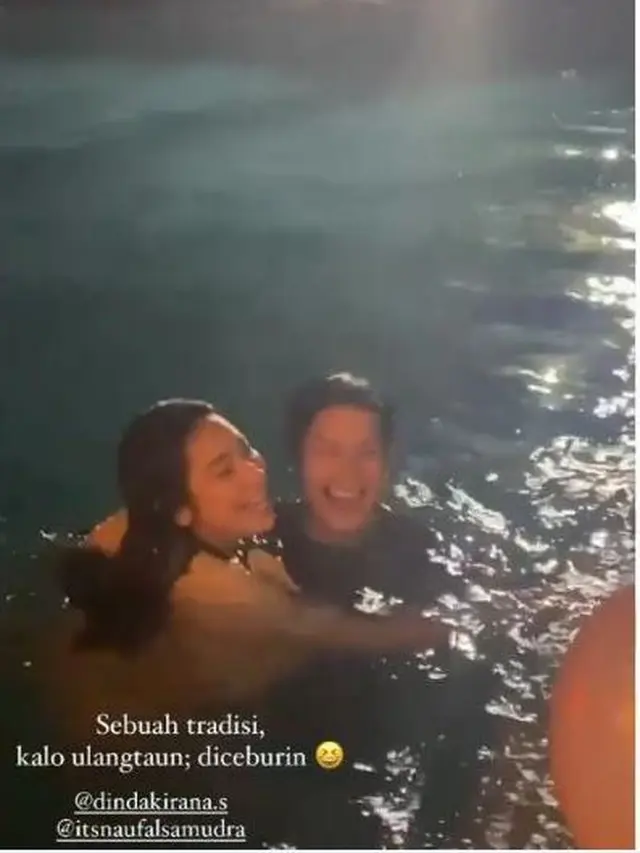 6 Momen Mesra Dinda Kirana dan Naufal Samudra di Pesta Ulang Tahun