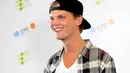 Nama Avicii sangat tidak asing di telinga masyarakat. Mengingat  ia juga berprofesi sebagai DJ ternama yang selalu berhasil memikat para pendengarnya. (Bambang E.Ros/Kapanlagi.com)
