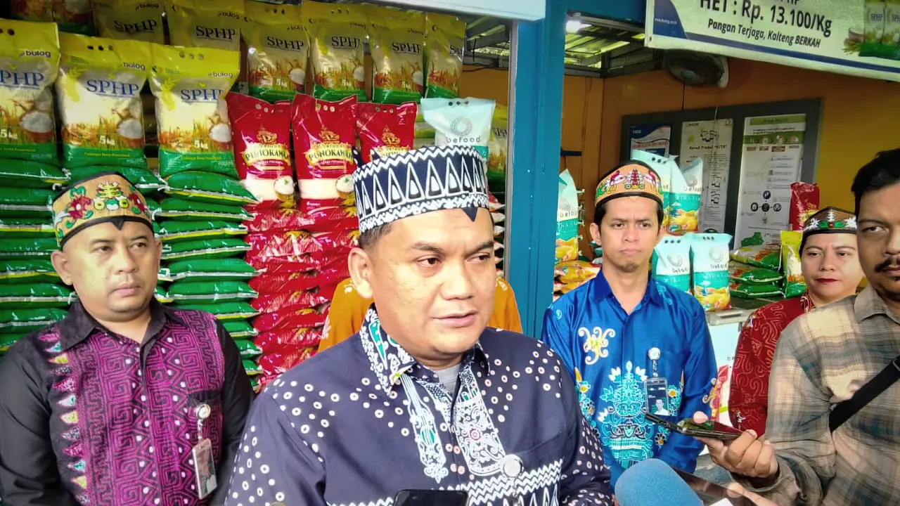Kepala Bulog Kalteng Budi Sultika. (Liputan6.com/Marifka Wahyu Hidayat)