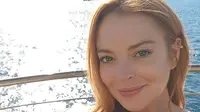 Kini Lindsay Lohan sendiri tengah pulang ke Dubai usai mengunjungi Yunani. (instagram/lindsaylohan)