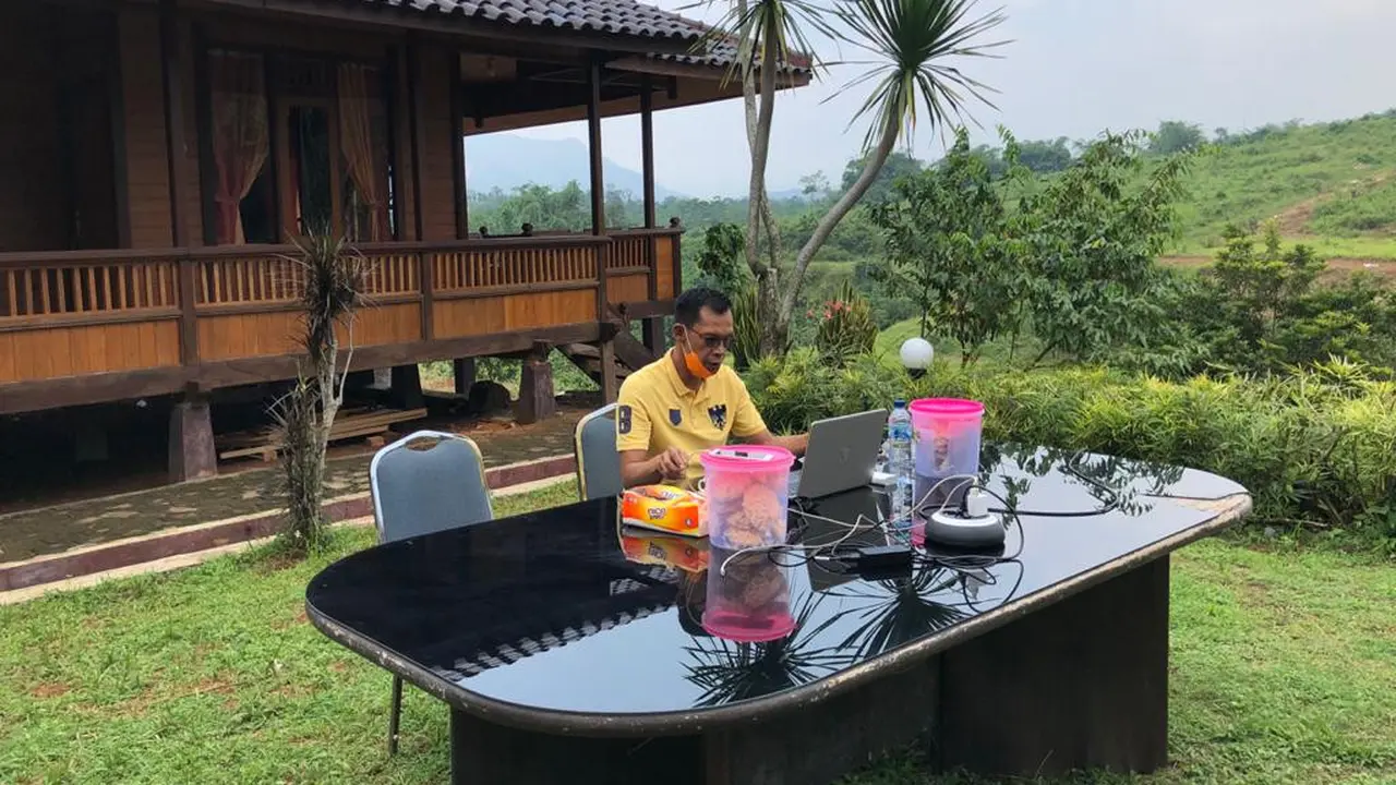 Ketua DPD Golkar Kabupaten Bogor Jaro Ade.