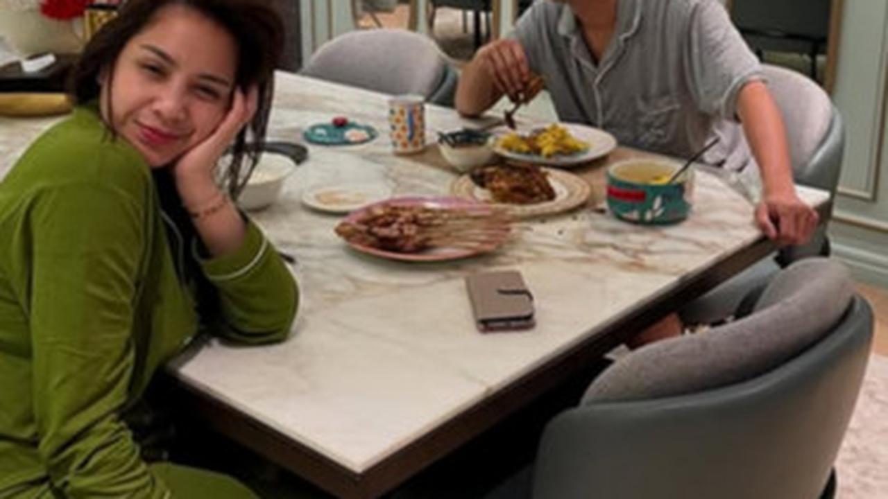 Potret Muka Bantal Nagita Slavina Sahur Berdua Bareng Raffi Ahmad, Cantik Natural Buat Terpana