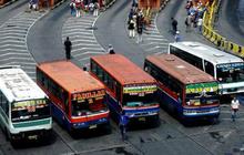 Ganjaran sopir ugal-ugalan, Metromini ditahan sebulan