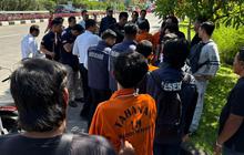 Polisi Gelar Rekonstruksi Kasus Pengeroyokan dan Pembakaran 2 ABK di Bali