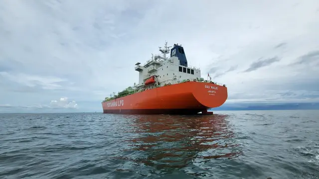 Persiapan pelayaran internasional untuk kapal tanker MT Gas Walio ke Singapura- Australia-China-Korea-Jepang. (Dok Pertamina)