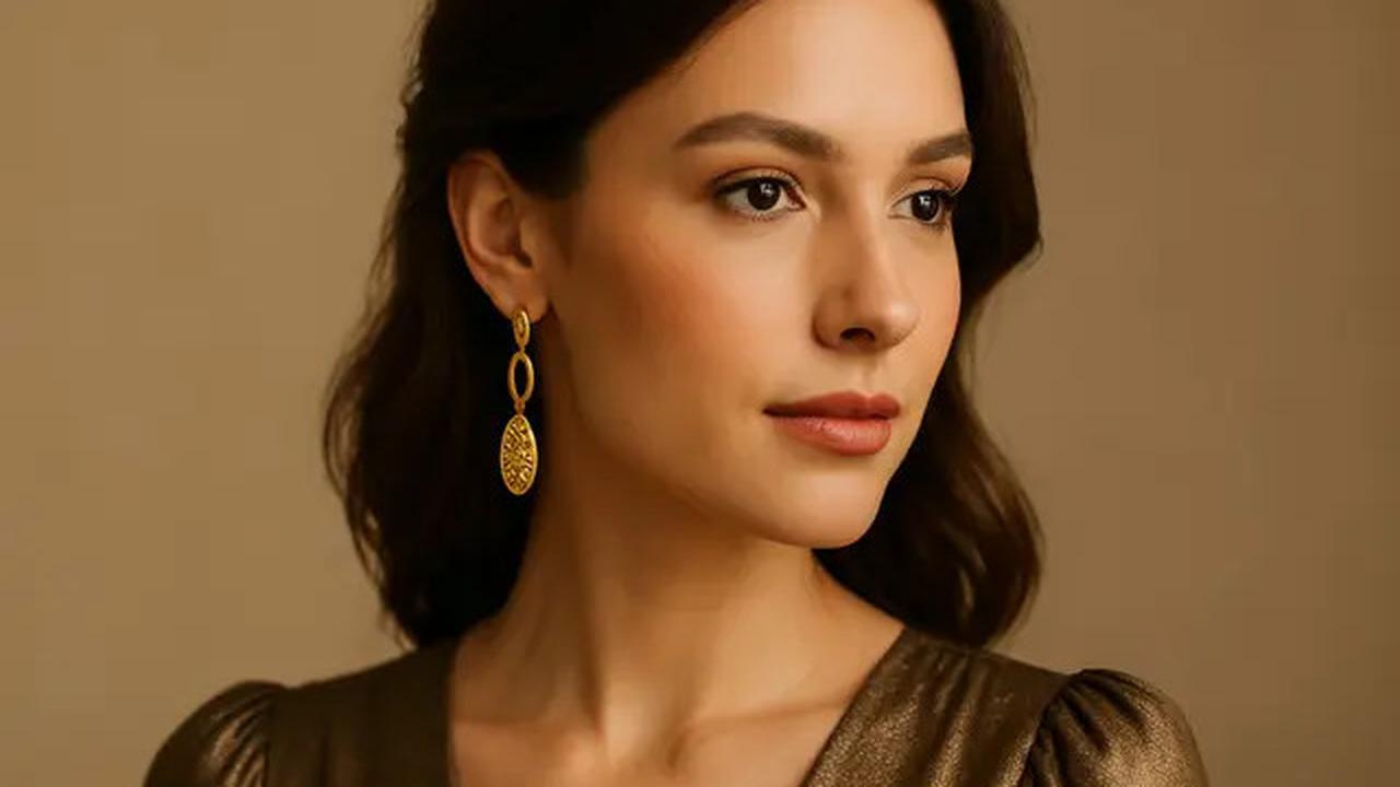 7 Rekomendasi Model Anting Emas yang Cocok untuk Telinga Tebal, Hindari Desain Simpel