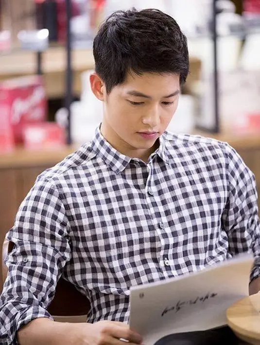 Donasi sebesar 19.8 Juta won atau Rp 233 Juta, diberikan para penggemar dengan mengatas namakan Song Joong Ki. Besar harapan dapat membantu anak-anak yang menderita penyakit leukemia. (Instagram/dots_kdrama)