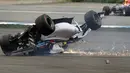 Pembalap Formula Satu dari tim Williams, Felipe Massa, gagal finis setelah mengalami kecelakaan hebat di tikungan pertama GP Jerman di Sirkuit Hockenheim, (20/7/2014). (REUTERS/Kai Pfaffenbach)