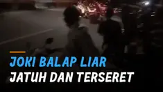 Nasib apes dialami oleh joki balap liar karena jatuh dan terseret saat balapan.