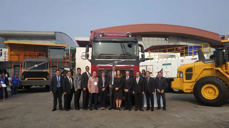 Volvo FH 610 dengan livery khusus