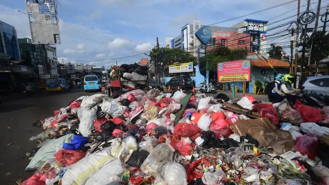 TPA Cipeucang Ditutup, Tangerang Selatan Darurat Sampah