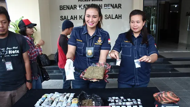 Mantan Kapolsek Astana Anyar Kompol Yuni Purwanti Kusuma Dewi