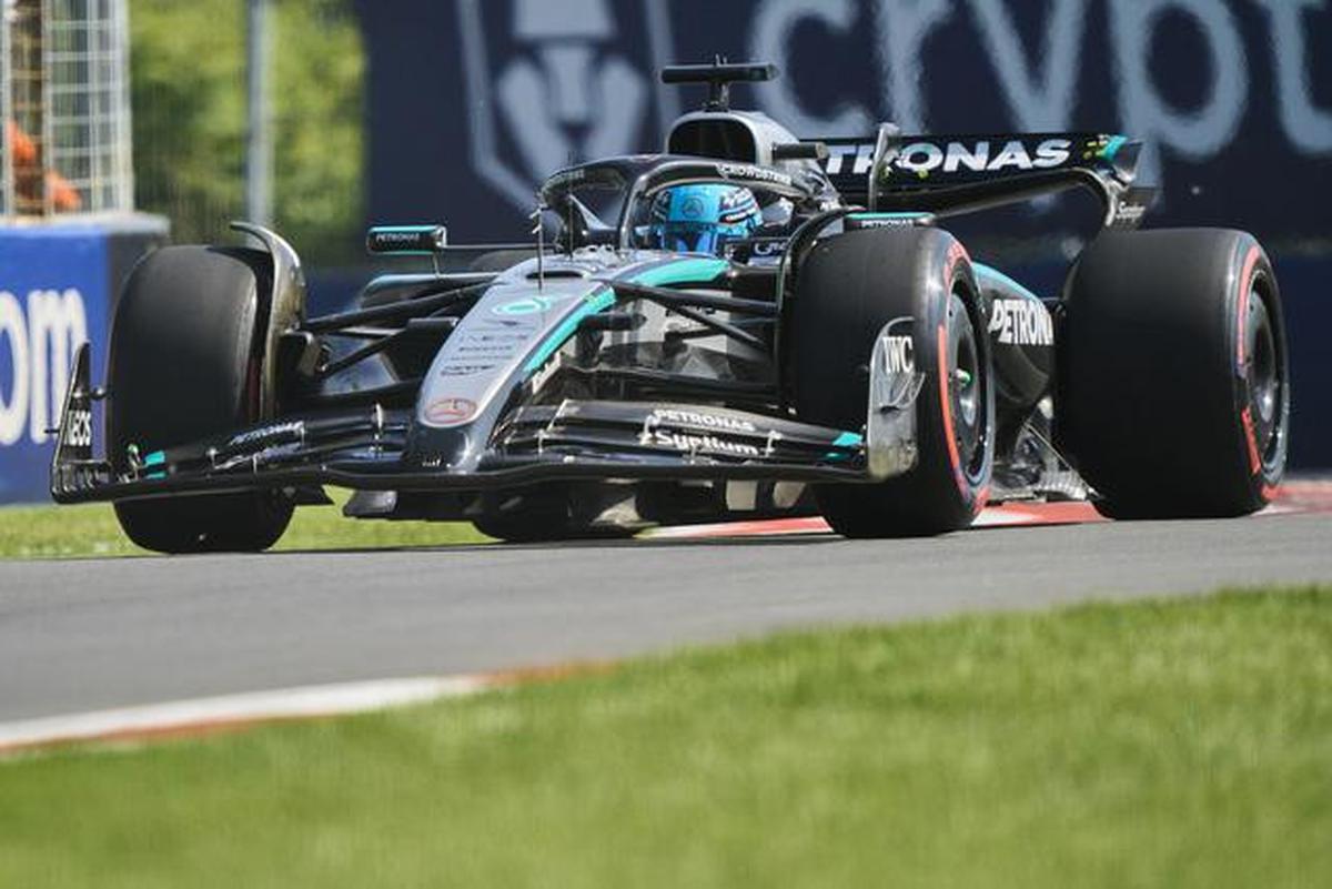 Charles Leclerc Buka Suara soal Isu Ferrari Lebih Mengutamakan Lewis Hamilton